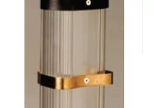 Portes Anthony modèle 2100 Designer Series Caractéristiques des portes Anthony modèle 2100 Designer Series Cadres écoénergétiques Charnière électrique Ajustement d’affaissement et de couple Ouverture de porte réversible Joints de portes magnétiques Poigné